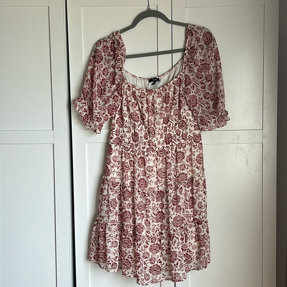 Only worn once!!! Women's dress!